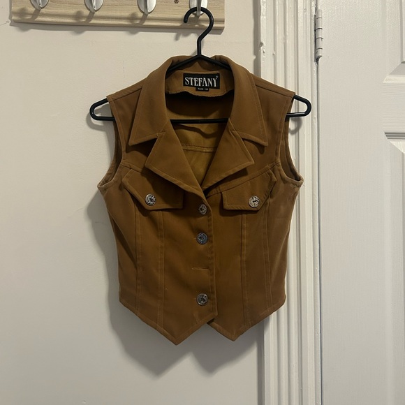 Suede vest - Picture 1 of 3